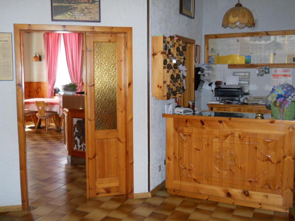 Albergo Negritella Borgo Valsugana Eksteriør billede